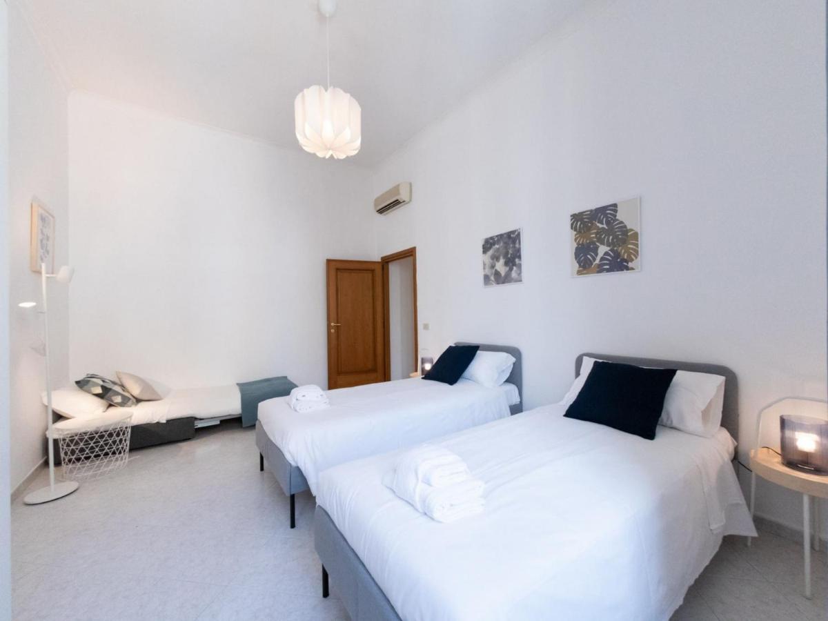 The Best Rent - Lovely Two-Bedroom Apartment Near Termini Station روما المظهر الخارجي الصورة